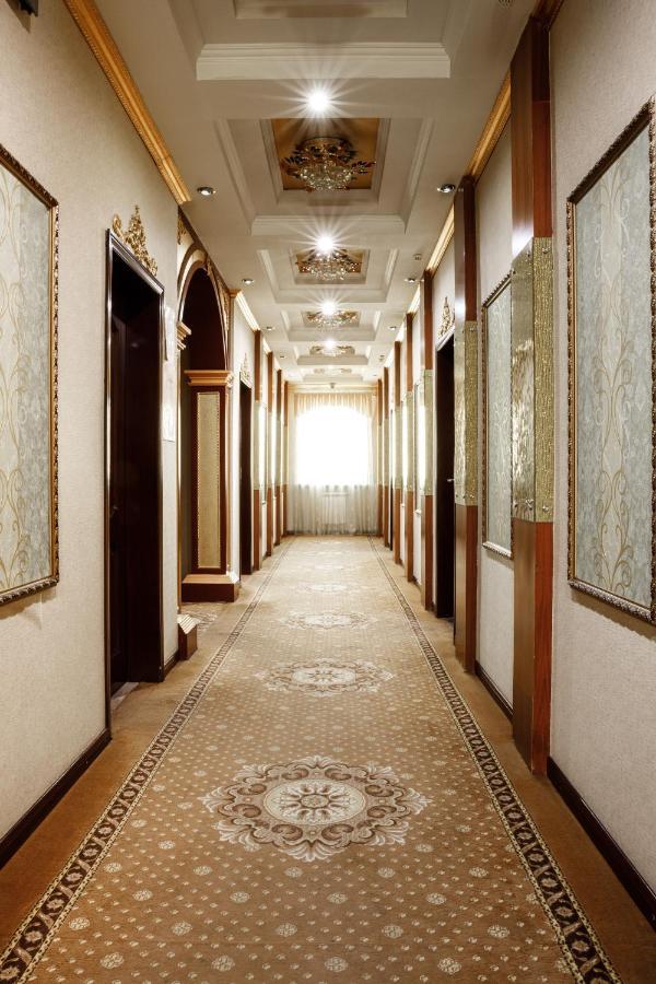 Altyn Adam Hotel Petropavlovsk Exterior foto